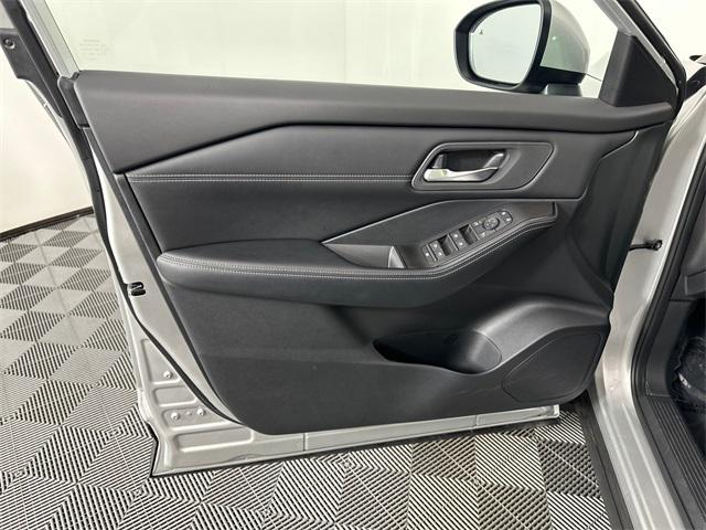 new 2024 Nissan Rogue car, priced at $35,555
