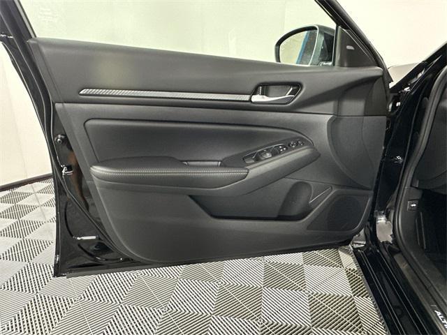 new 2025 Nissan Altima car, priced at $29,081