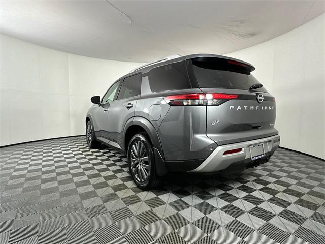 new 2025 Nissan Pathfinder car, priced at $42,173