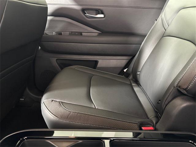 new 2025 Nissan Pathfinder car, priced at $42,173