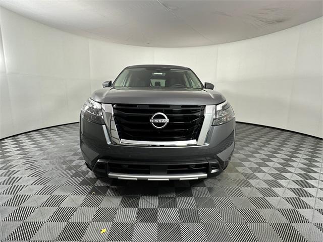 new 2025 Nissan Pathfinder car, priced at $42,173