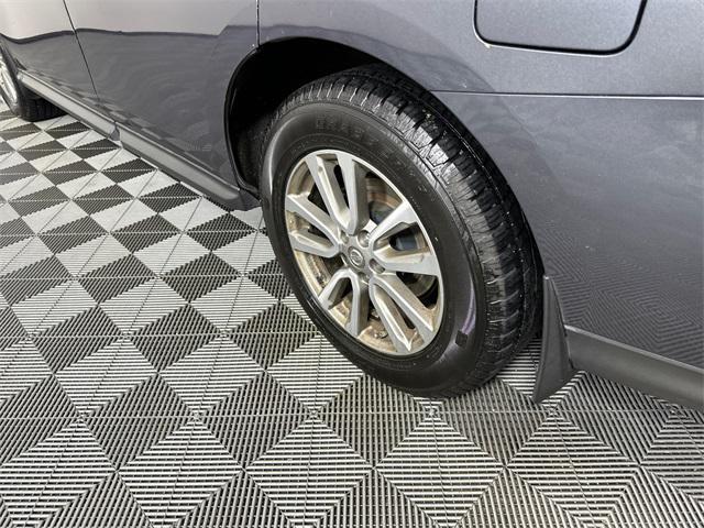 used 2014 Nissan Pathfinder car
