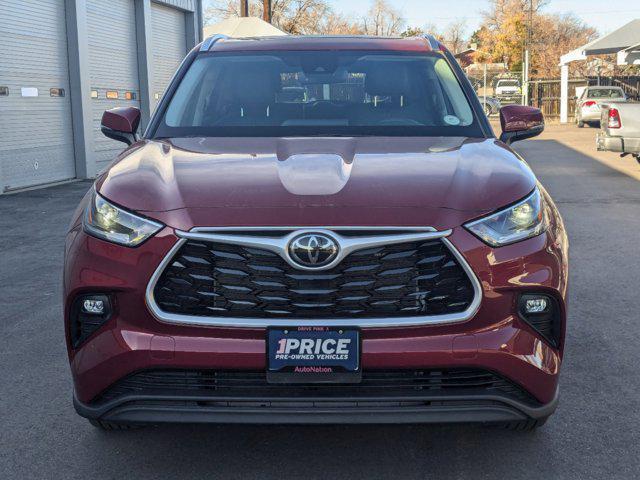 used 2021 Toyota Highlander car, priced at $37,999