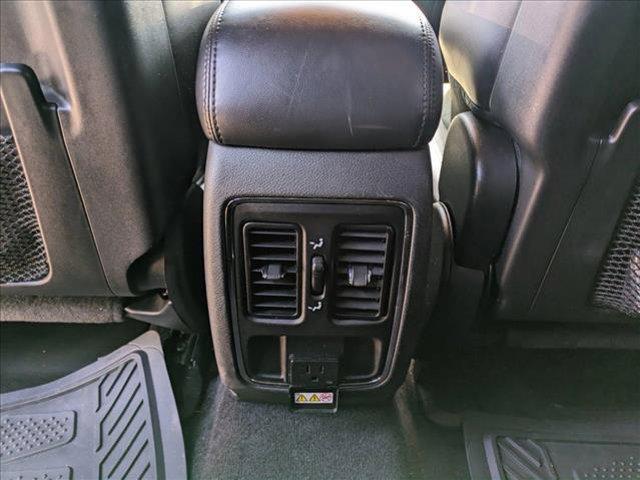 used 2017 Jeep Grand Cherokee car, priced at $16,444