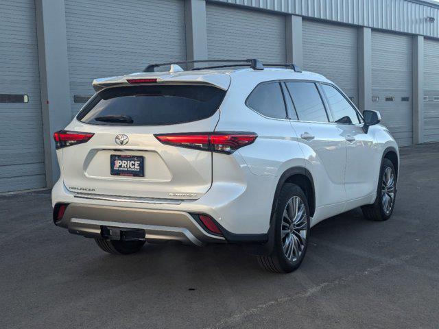 used 2019 Toyota Highlander car, priced at $27,092