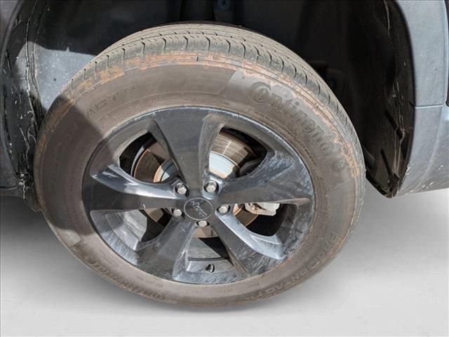 used 2019 Jeep Cherokee car, priced at $15,499