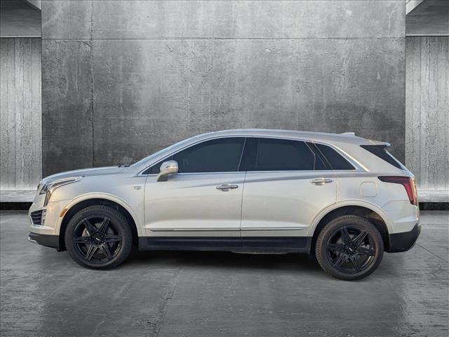used 2020 Cadillac XT5 car, priced at $17,500