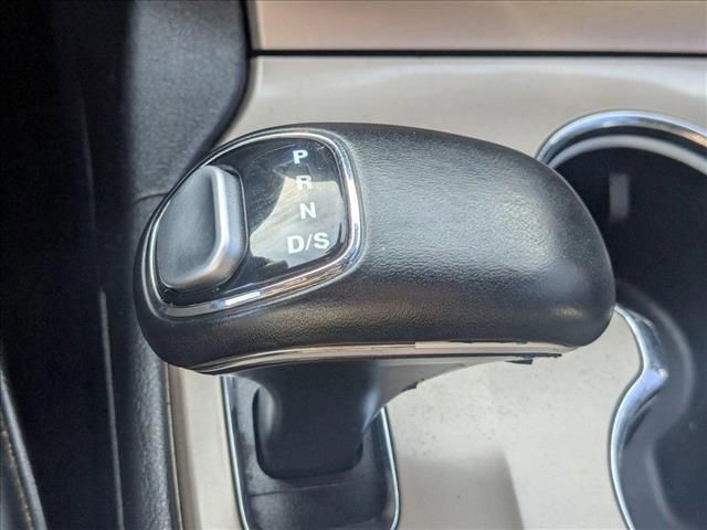 used 2015 Jeep Grand Cherokee car, priced at $13,700