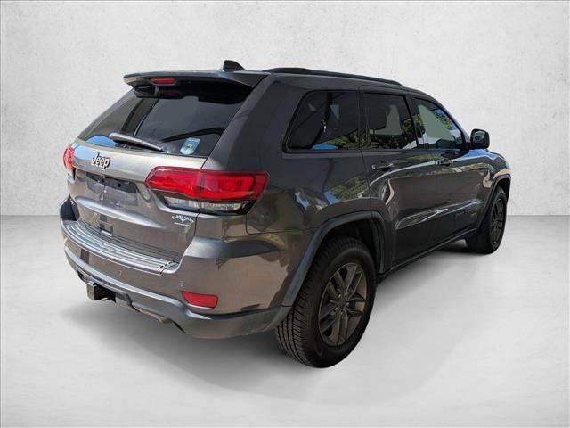 used 2017 Jeep Grand Cherokee car, priced at $15,499