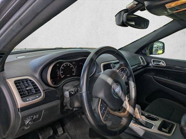 used 2017 Jeep Grand Cherokee car, priced at $15,499