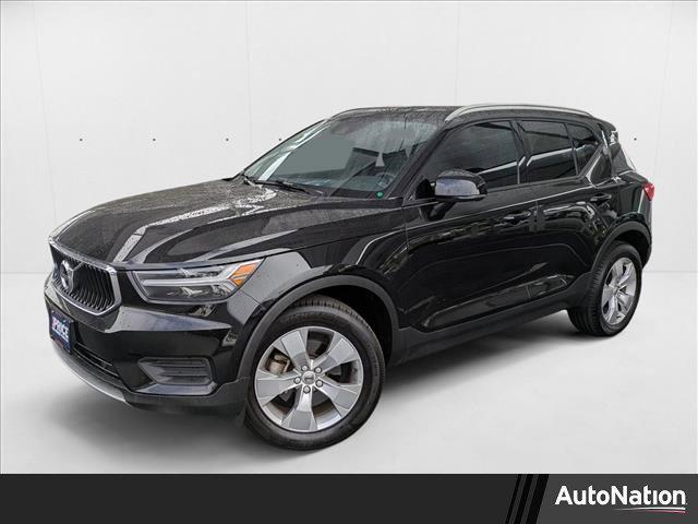 used 2022 Volvo XC40 car, priced at $17,499