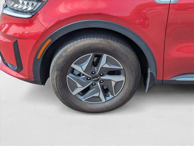 used 2022 Kia Sorento Hybrid car, priced at $26,999