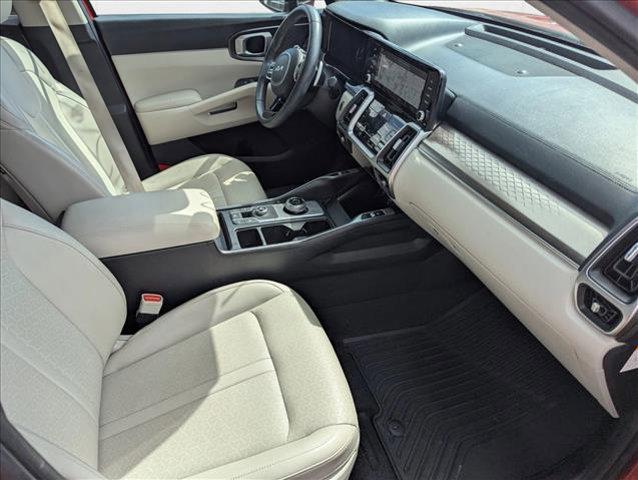 used 2022 Kia Sorento Hybrid car, priced at $26,999