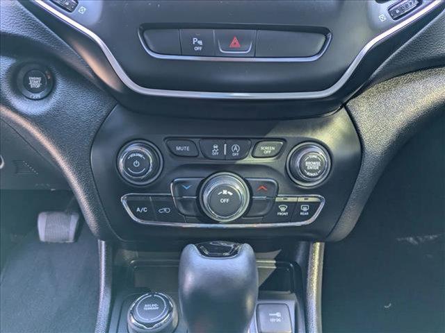 used 2019 Jeep Cherokee car, priced at $17,749