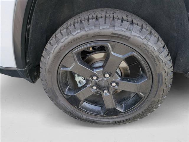 used 2021 Jeep Grand Cherokee car, priced at $26,999