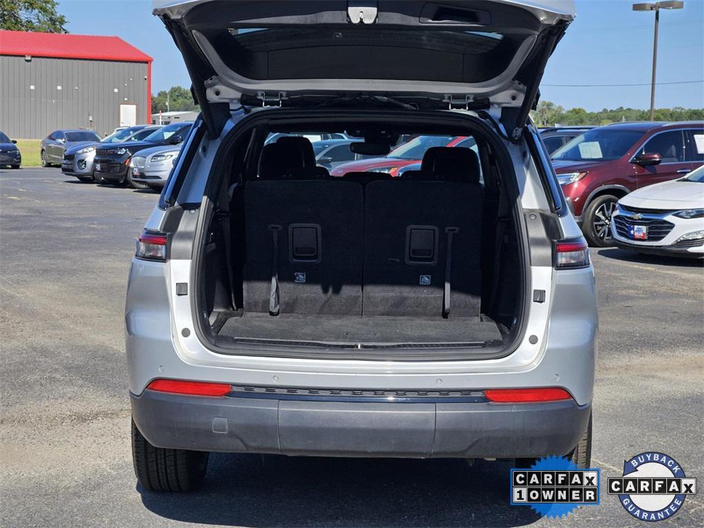 used 2024 Jeep Grand Cherokee L car, priced at $29,799