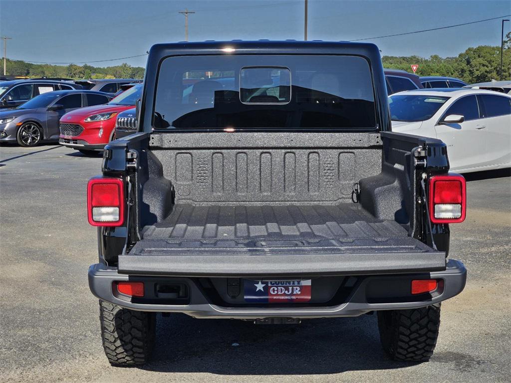 new 2025 Jeep Gladiator car, priced at $44,510