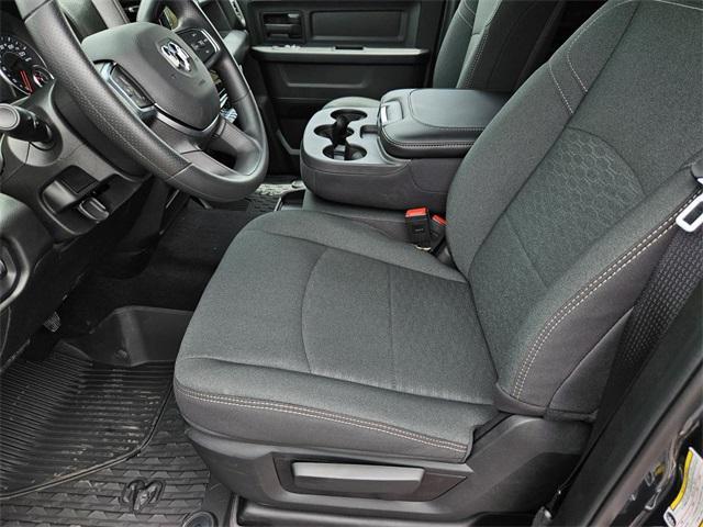 new 2025 Ram 2500 car, priced at $59,990