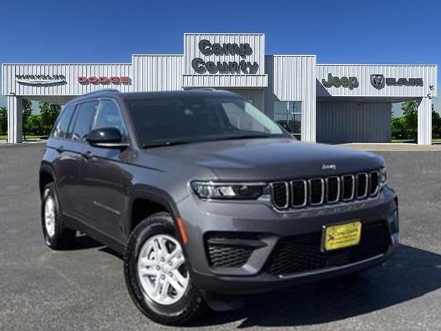 new 2023 Jeep Grand Cherokee car, priced at $33,999