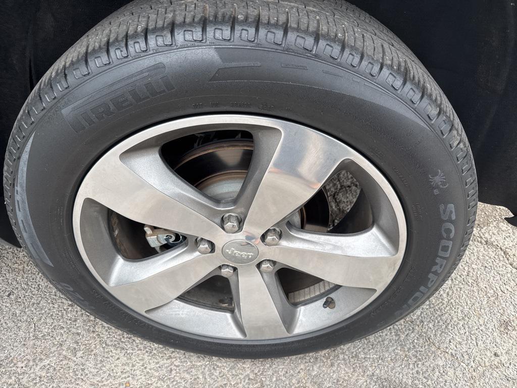 used 2014 Jeep Grand Cherokee car, priced at $13,999