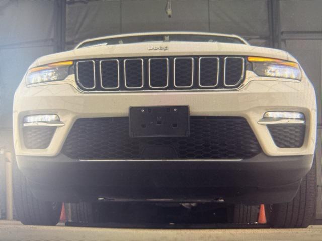 used 2022 Jeep Grand Cherokee car, priced at $29,990