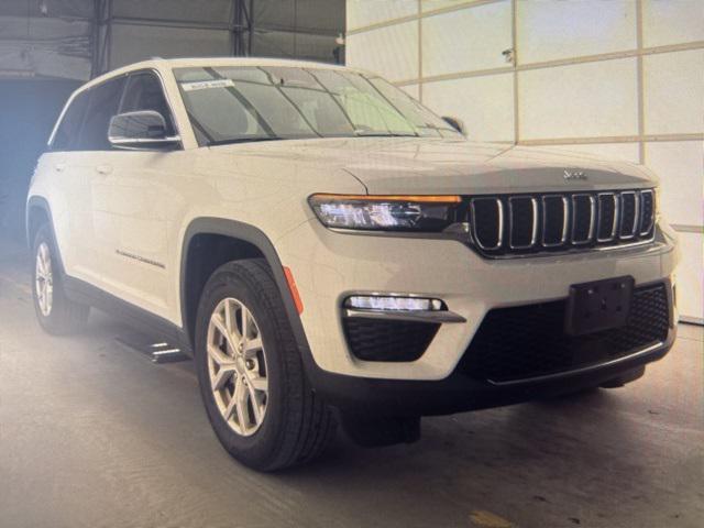 used 2022 Jeep Grand Cherokee car, priced at $29,990