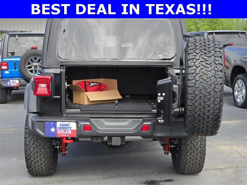 new 2025 Jeep Wrangler car, priced at $49,990
