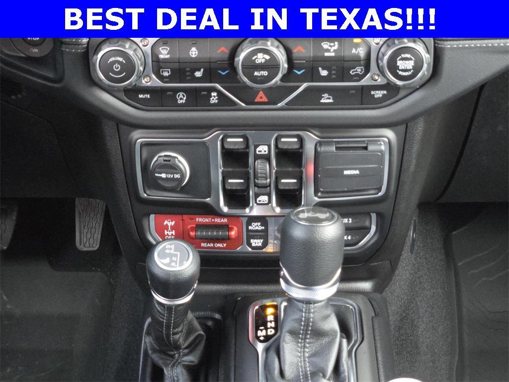 new 2025 Jeep Wrangler car, priced at $49,990