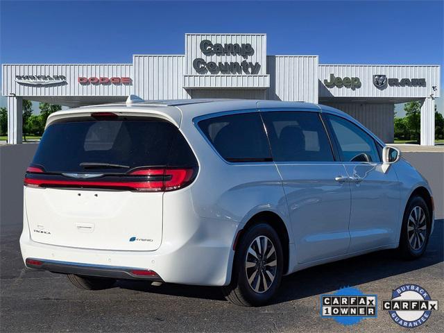 used 2022 Chrysler Pacifica Hybrid car, priced at $18,499