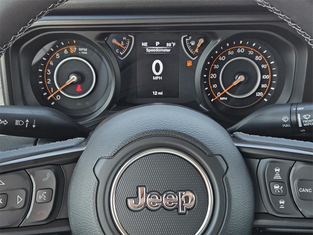 new 2025 Jeep Gladiator car, priced at $41,990