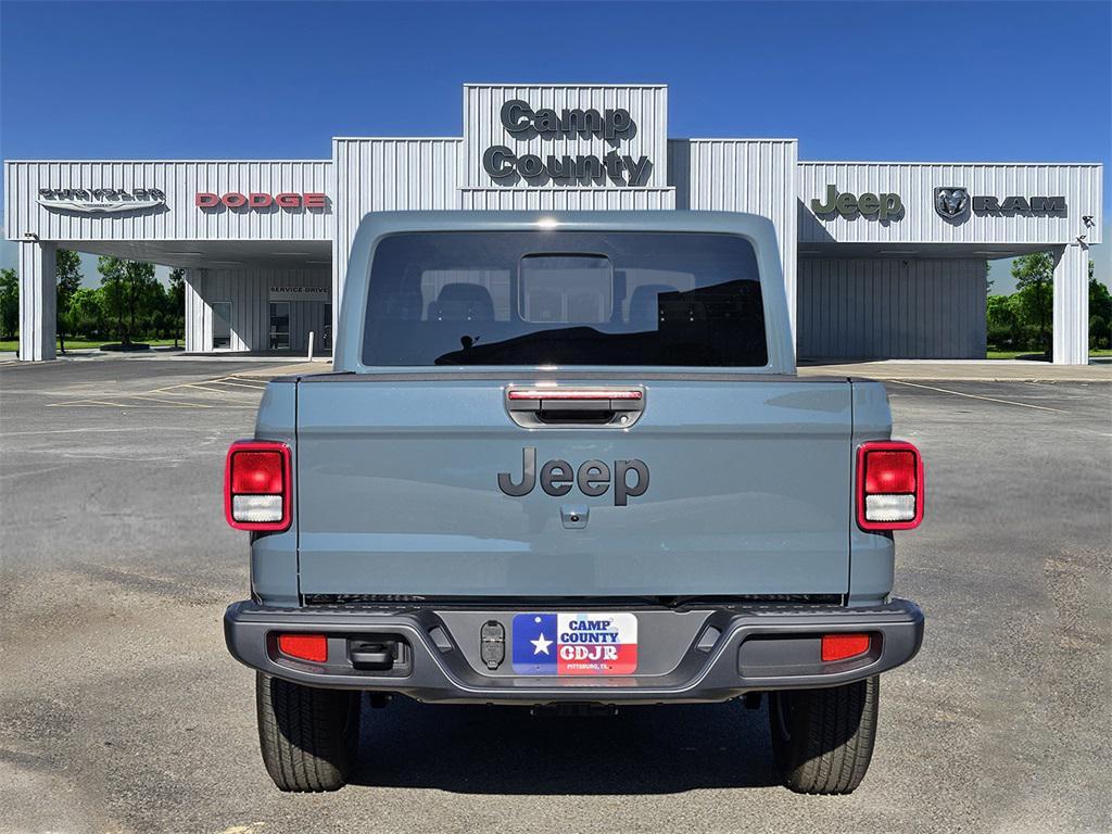 new 2025 Jeep Gladiator car, priced at $41,990