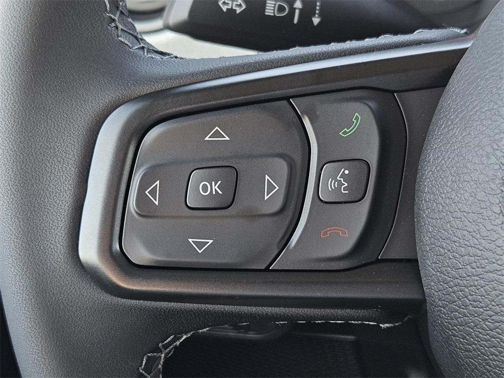 new 2025 Jeep Gladiator car, priced at $41,990