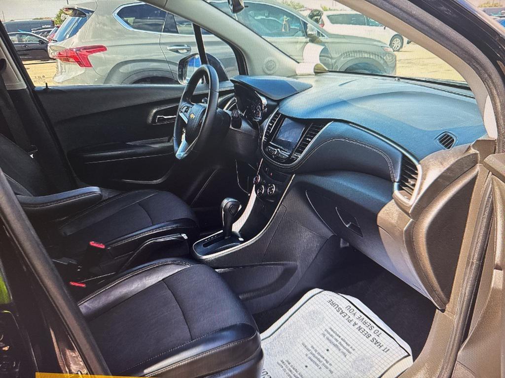 used 2022 Chevrolet Trax car, priced at $18,791