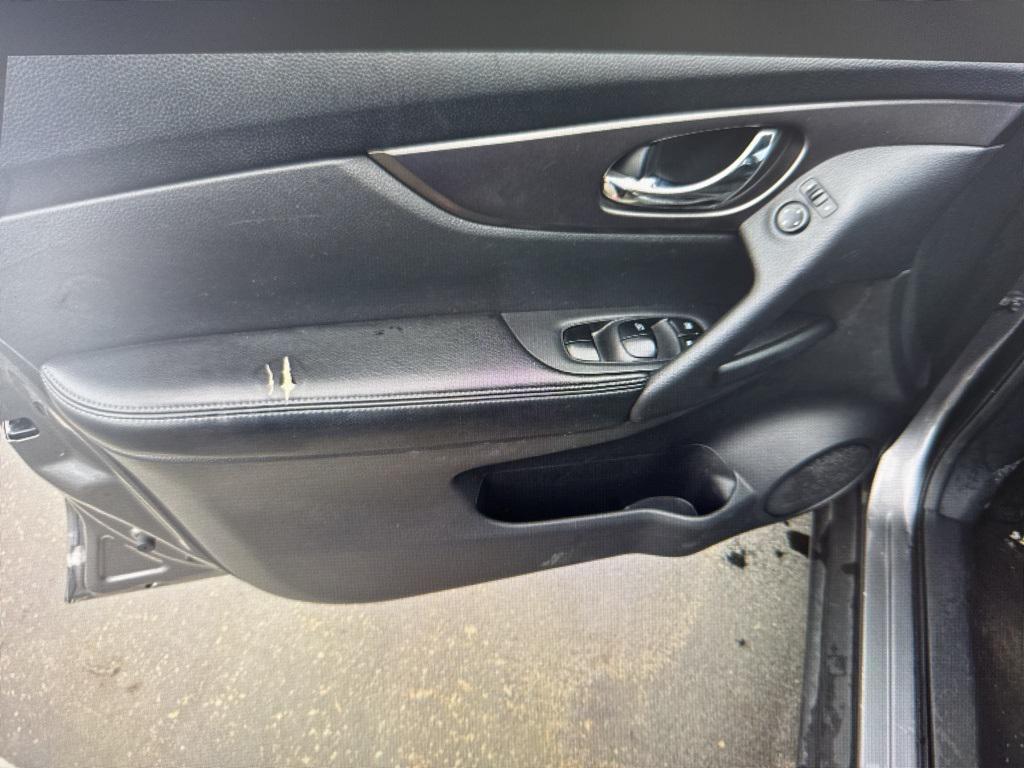 used 2015 Nissan Rogue car, priced at $12,251