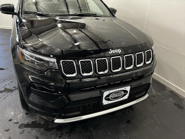 new 2024 Jeep Compass car, priced at $39,047