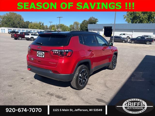 new 2025 Jeep Compass car, priced at $35,985