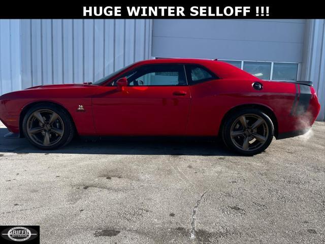 used 2016 Dodge Challenger car, priced at $30,189