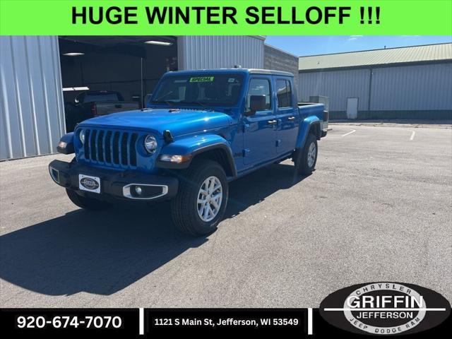 new 2023 Jeep Gladiator car, priced at $39,444