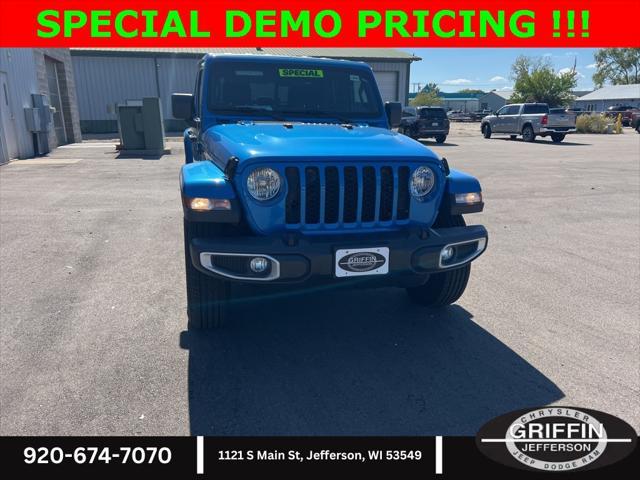 new 2023 Jeep Gladiator car, priced at $40,999