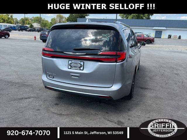 used 2021 Chrysler Pacifica car, priced at $26,995