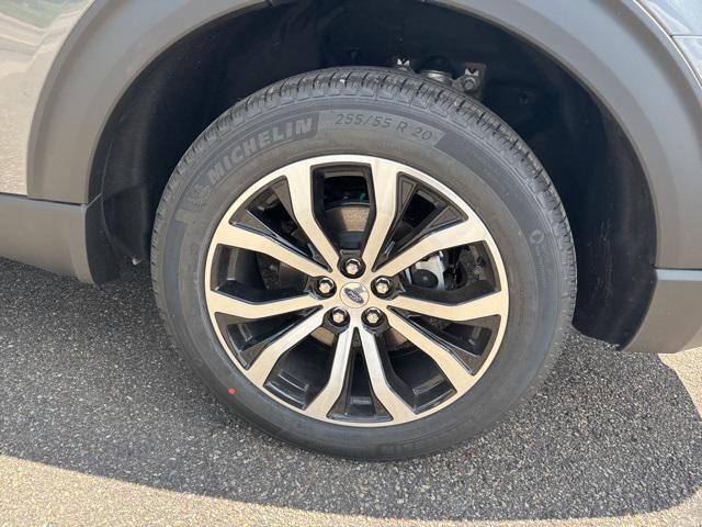 new 2025 Ford Explorer car, priced at $46,324