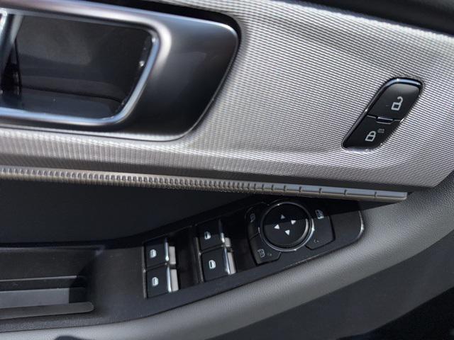 new 2025 Ford Explorer car, priced at $46,713