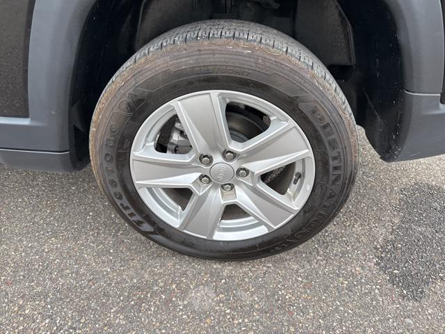 used 2022 Jeep Compass car, priced at $22,441