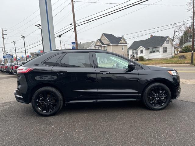 new 2024 Ford Edge car, priced at $30,912