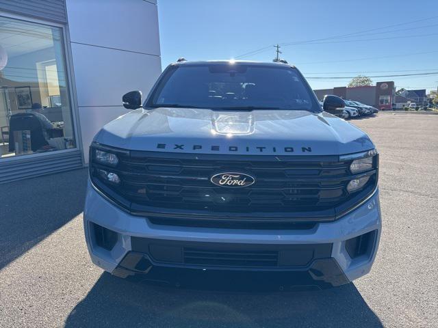 new 2025 Ford Expedition car, priced at $84,037
