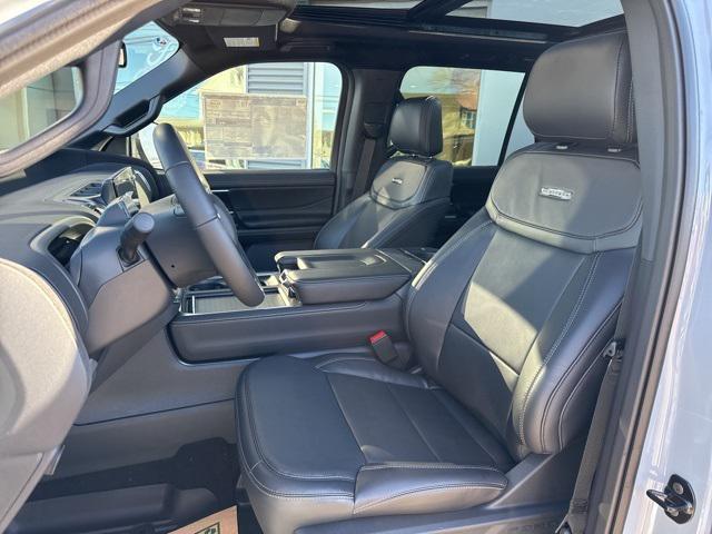 new 2025 Ford Expedition car, priced at $84,037