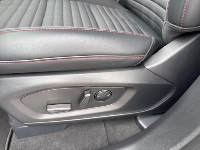 new 2025 Ford Explorer car, priced at $52,345