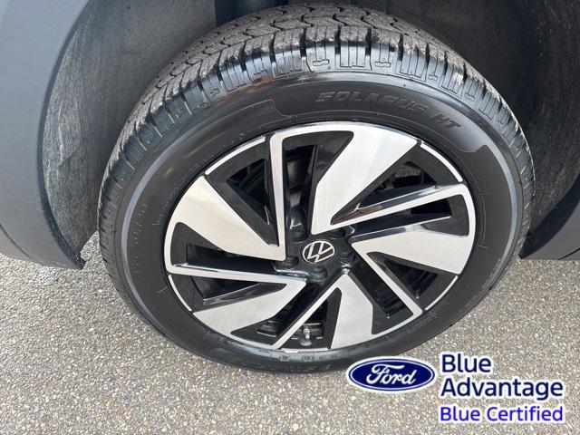 used 2024 Volkswagen Atlas car, priced at $30,600