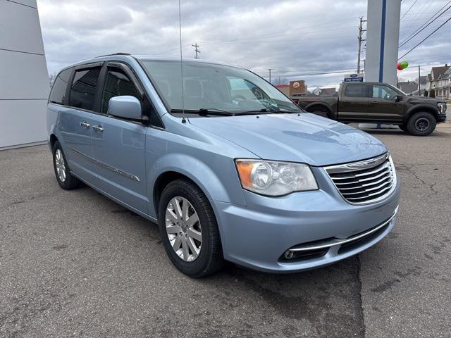 used 2016 Chrysler Town & Country car, priced at $10,029