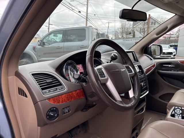 used 2016 Chrysler Town & Country car, priced at $10,029